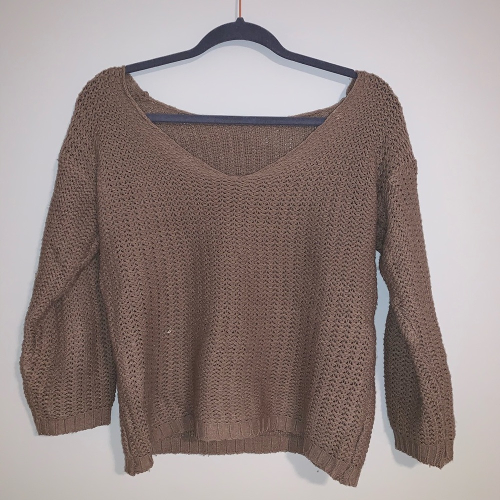 Tan 3/4 sleeve sweater